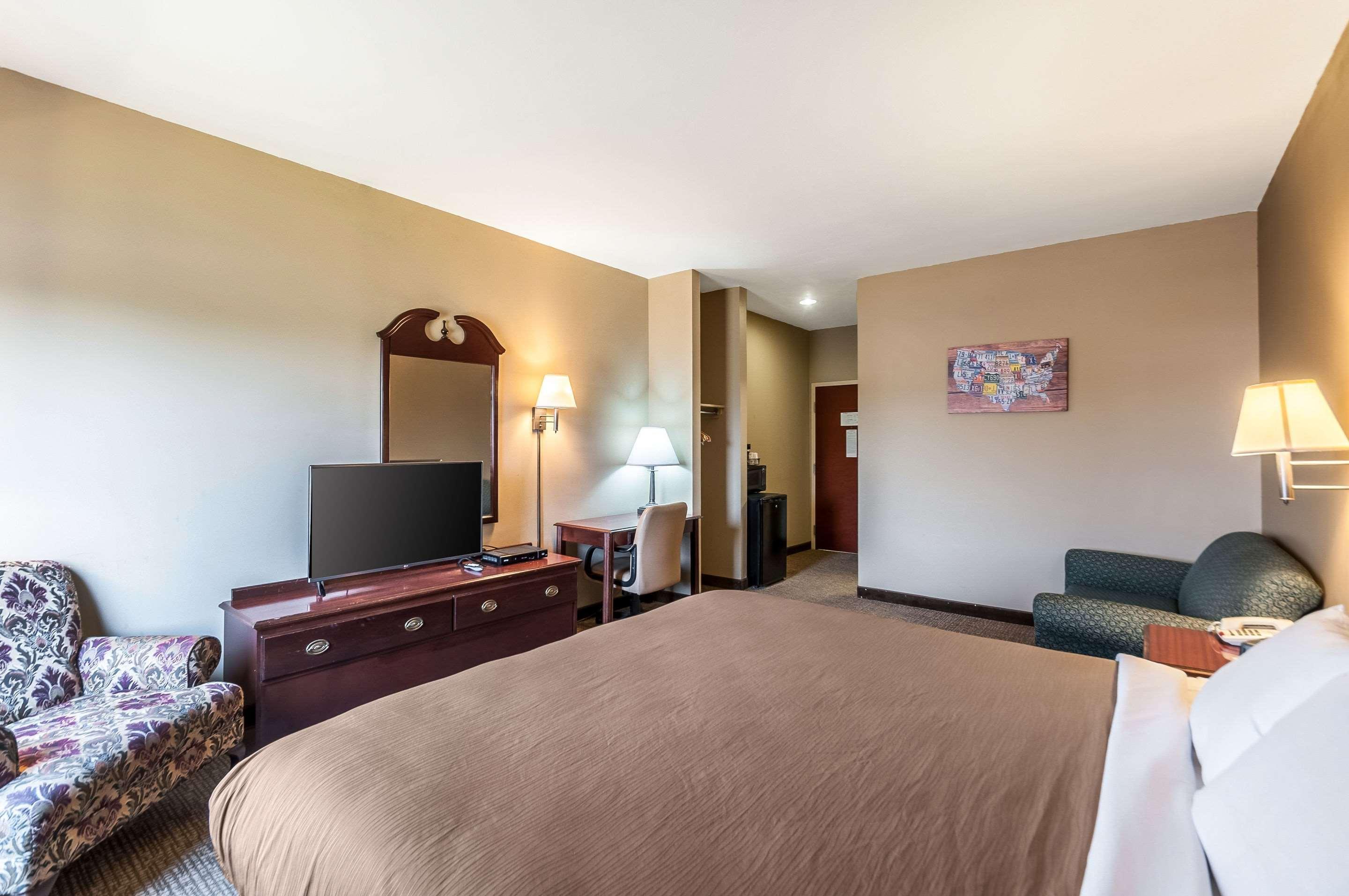 Econo Lodge Inn & Suites Middletown Extérieur photo