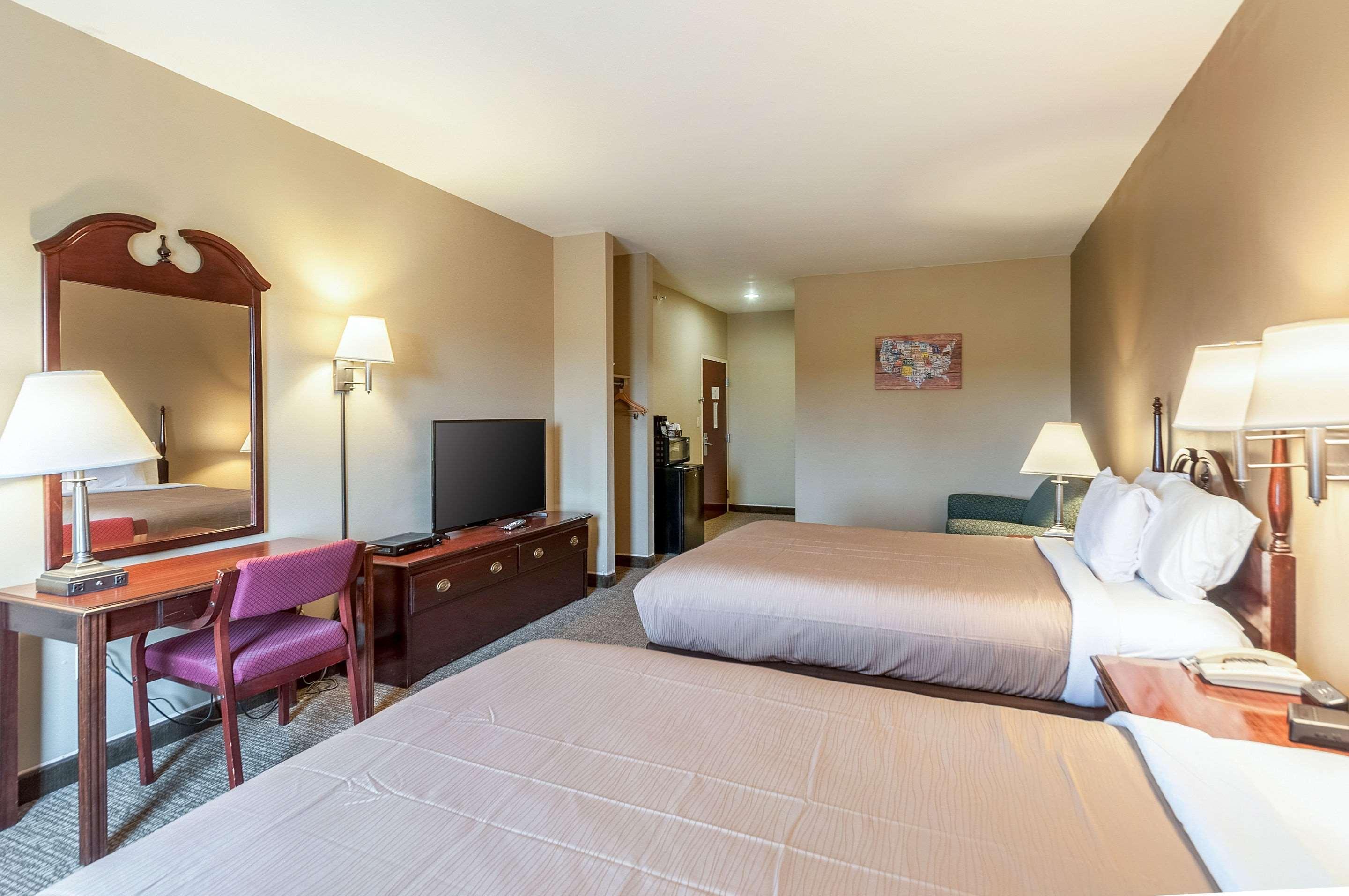 Econo Lodge Inn & Suites Middletown Extérieur photo