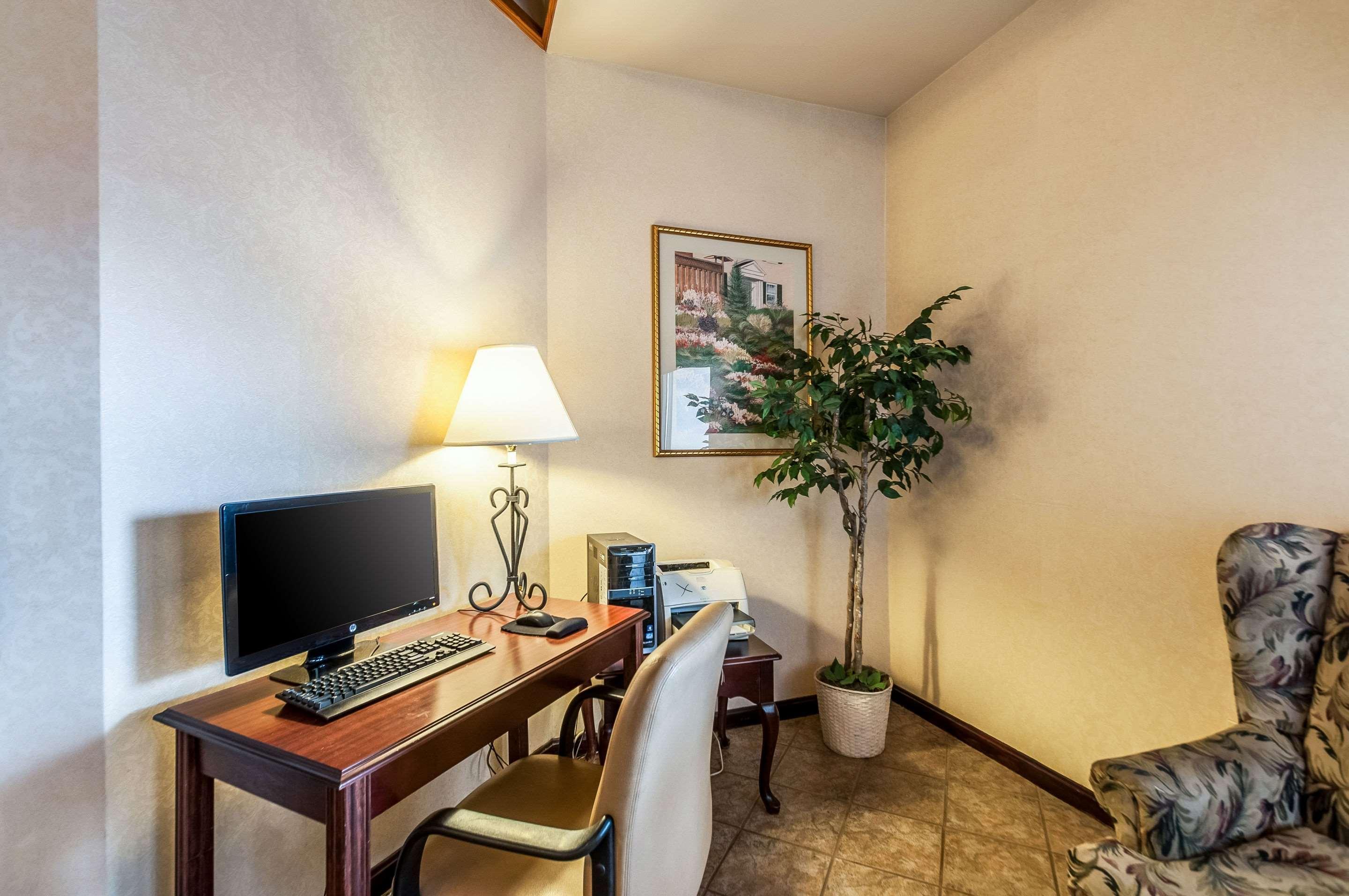 Econo Lodge Inn & Suites Middletown Extérieur photo